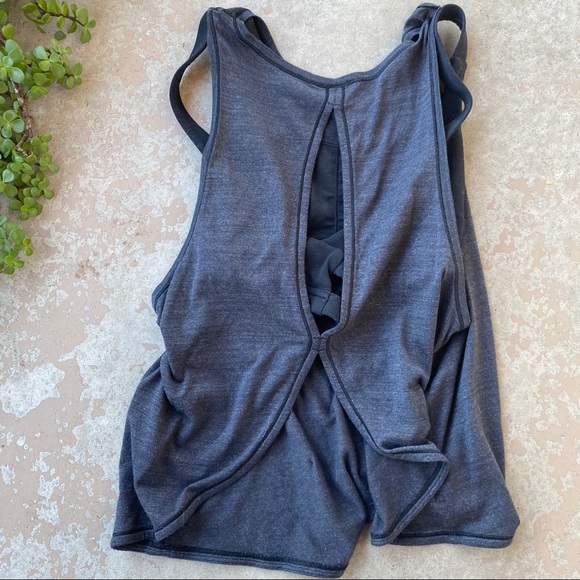 Lululemon High Neck Tank with Built in Sports Bra - Picture 3 of 3